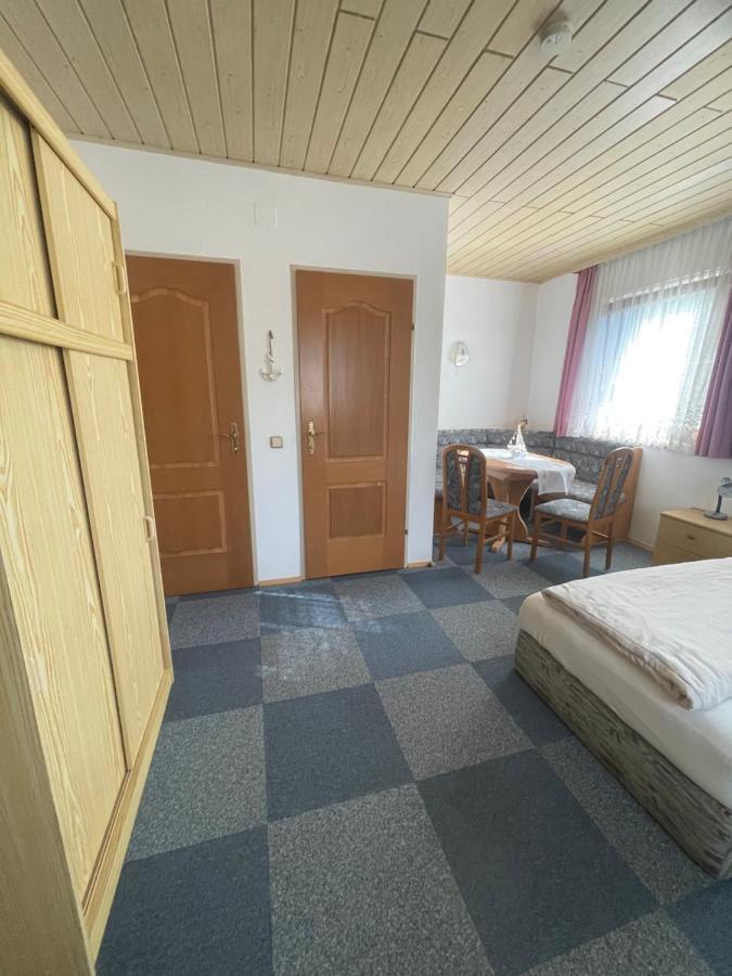 Apartamento Haus Zum Glueck Reifnitz Exterior foto