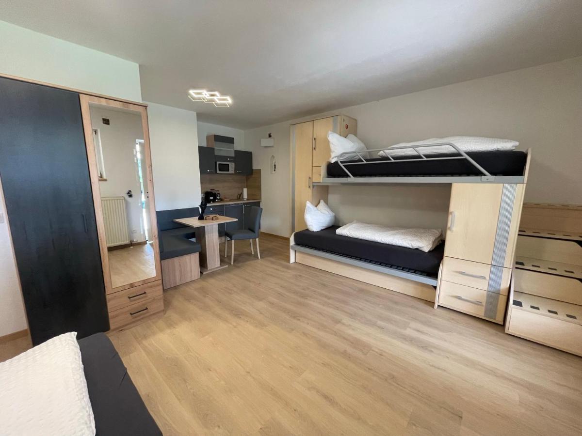 Apartamento Haus Zum Glueck Reifnitz Exterior foto