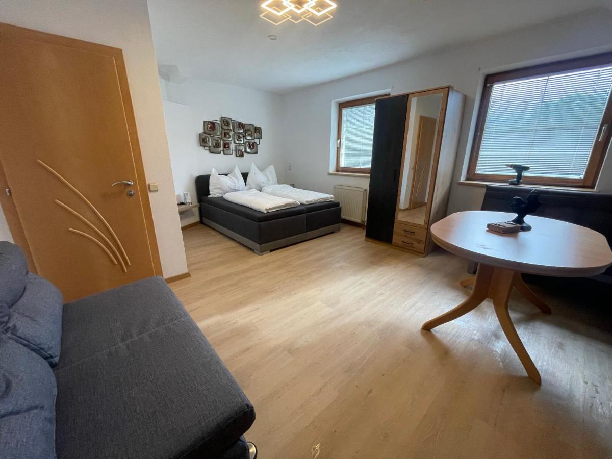 Apartamento Haus Zum Glueck Reifnitz Exterior foto