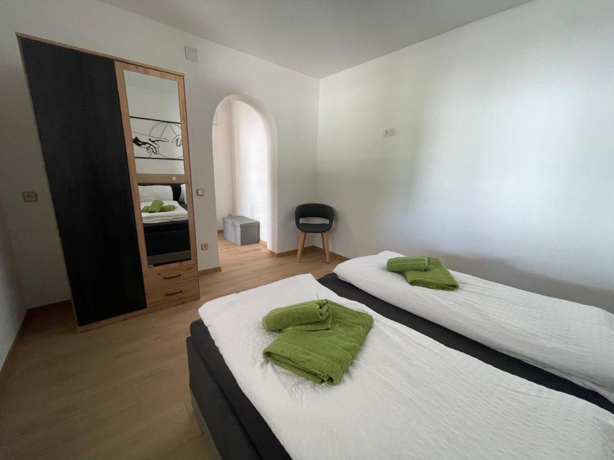 Apartamento Haus Zum Glueck Reifnitz Exterior foto
